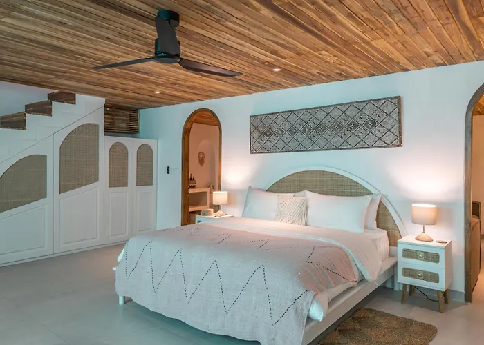 Dharma Bingin - Stunning 3br With Rooftop & Sauna In Bingin! * Uluwatu (Bali)