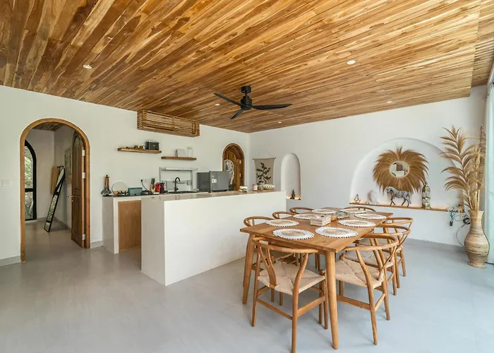 Dharma Bingin - Stunning 3br With Rooftop & Sauna In Bingin!