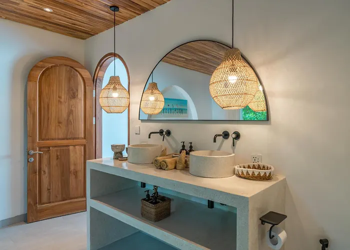 Dharma Bingin - Stunning 3br With Rooftop & Sauna In Bingin! * Uluwatu (Bali)