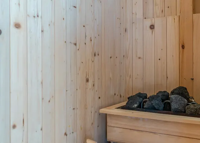 Dharma Bingin - Stunning 3br With Rooftop & Sauna In Bingin!